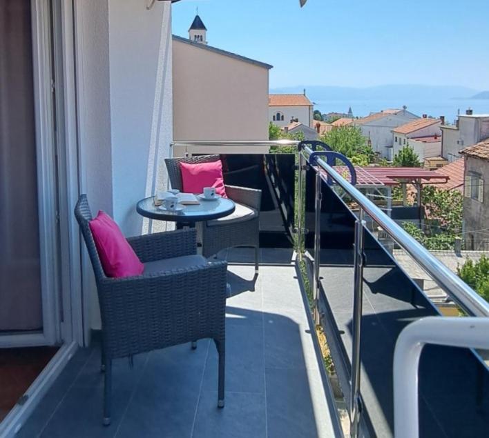 Apartments Ema Crikvenica Exterior photo