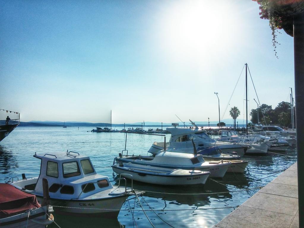 Apartments Ema Crikvenica Exterior photo