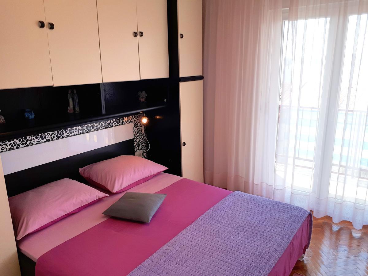 Apartments Ema Crikvenica Exterior photo